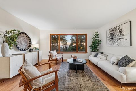 Property photo of 8440 Skyline Boulevard, Oakland, CA 94611