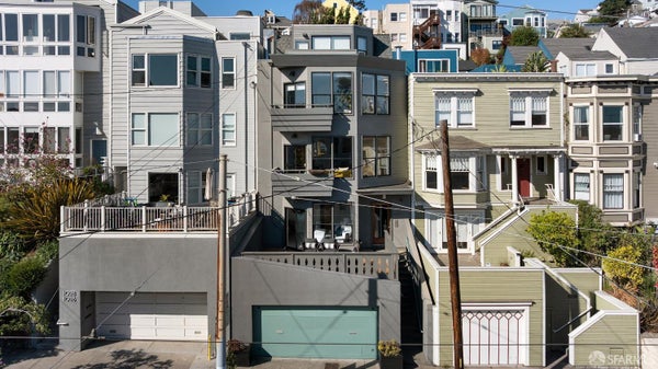 1020 CHURCH ST # 1, SAN FRANCISCO, CA 94114 - Image b947bce6244a4ec7e1b7046d3fe394c0/1620426056