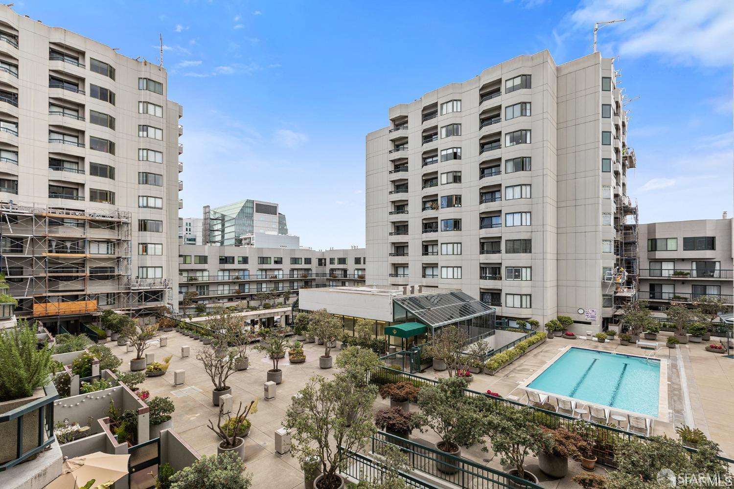 San Francisco, California 94102, United States, 1 Bedroom Bedrooms, ,1 BathroomBathrooms,Residential,Active,207028