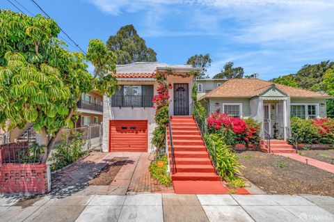 2375 Humboldt Avenue, Oakland, CA 94601 - #: 425038146