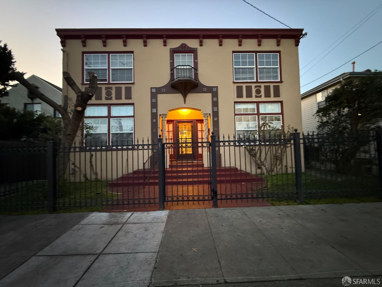1531 28th Avenue, Oakland CA 94608