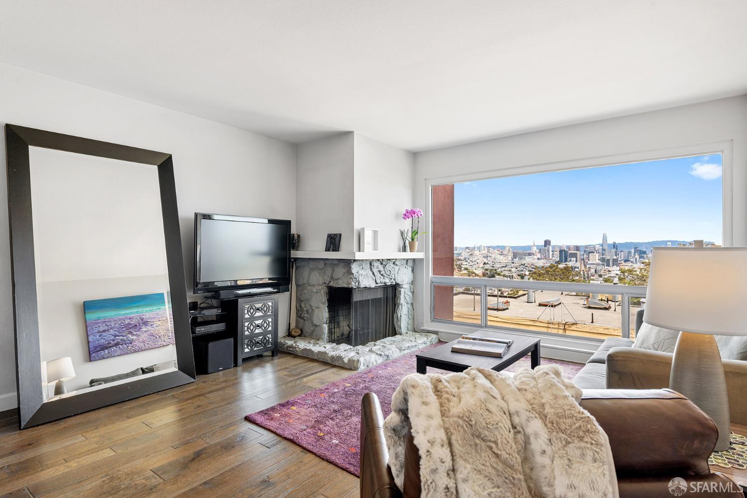 655 Corbett Avenue 203, San Francisco CA 94114