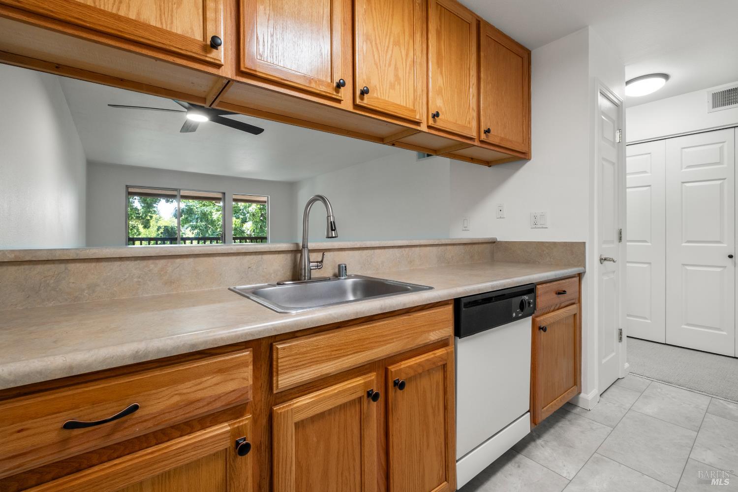 1540 Center Road Unit 381