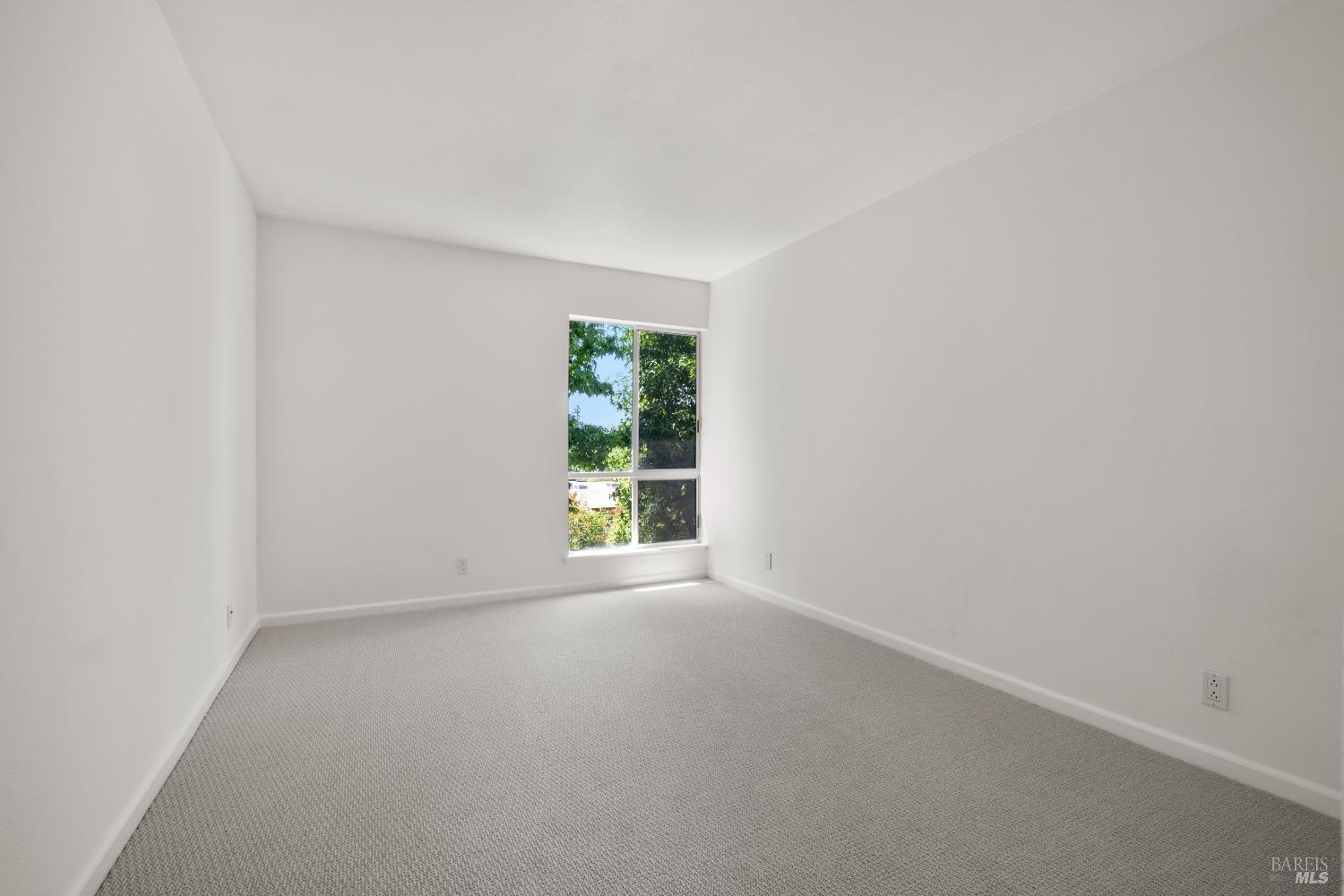 1540 Center Road Unit 381