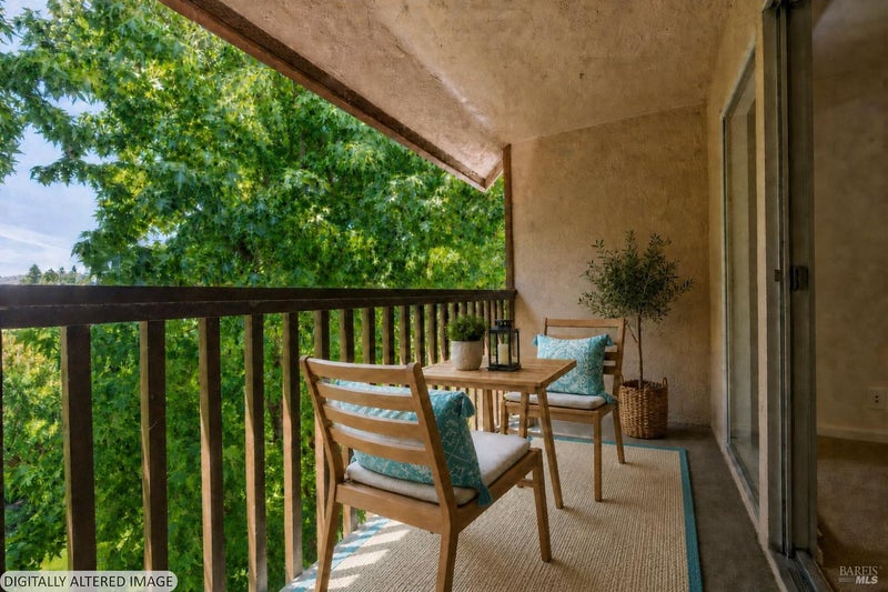 1540 Center Road 381