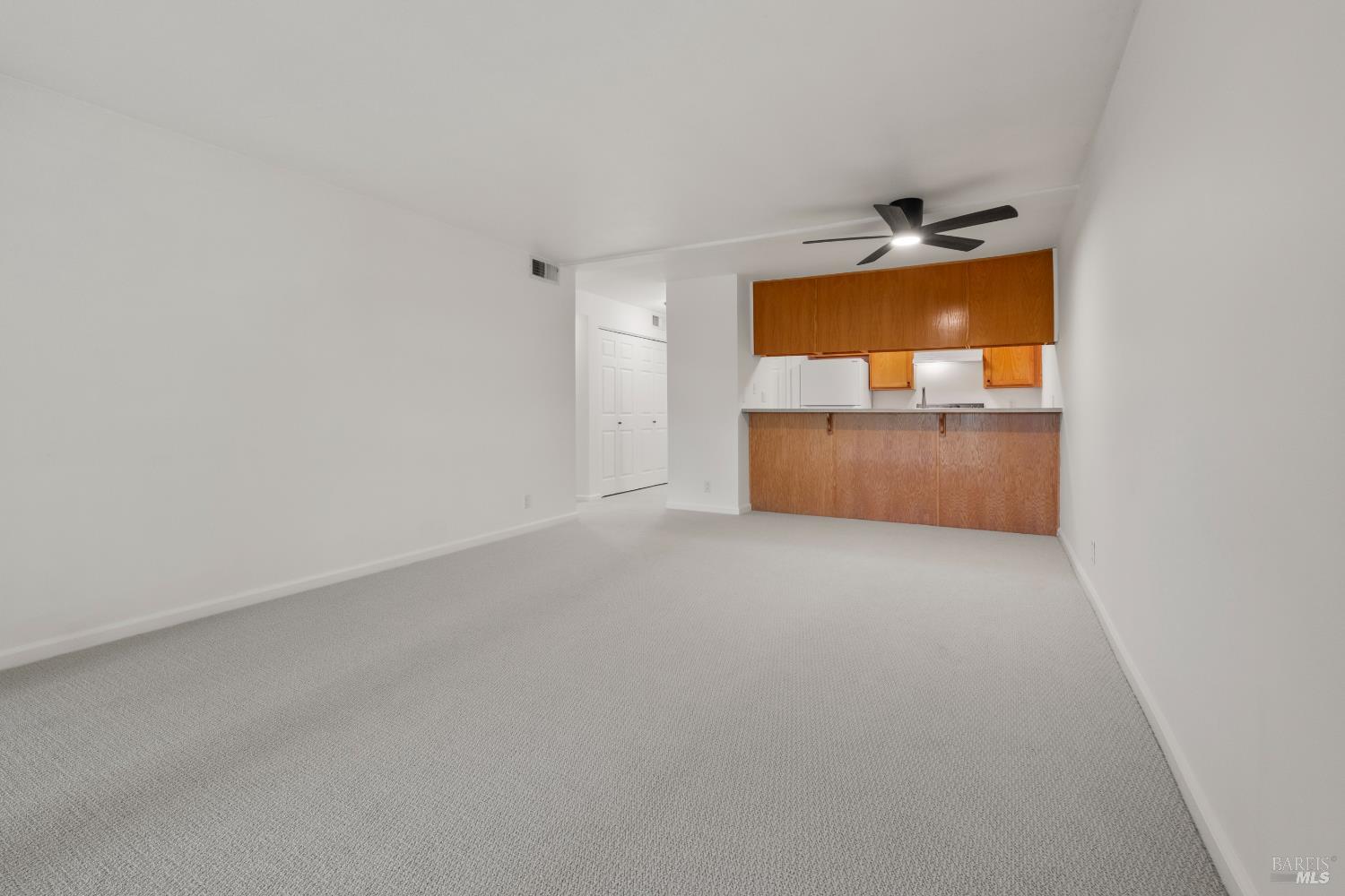 1540 Center Road Unit 381