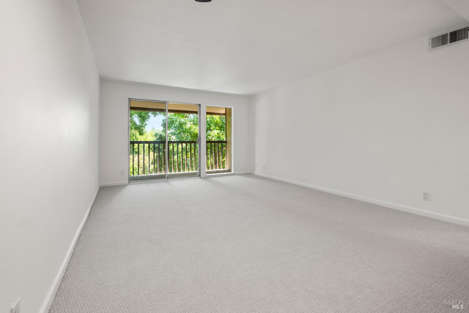 1540 Center Road Unit 381