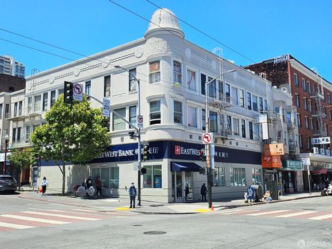 Property photo of 700 Broadway, San Francisco, CA 94133