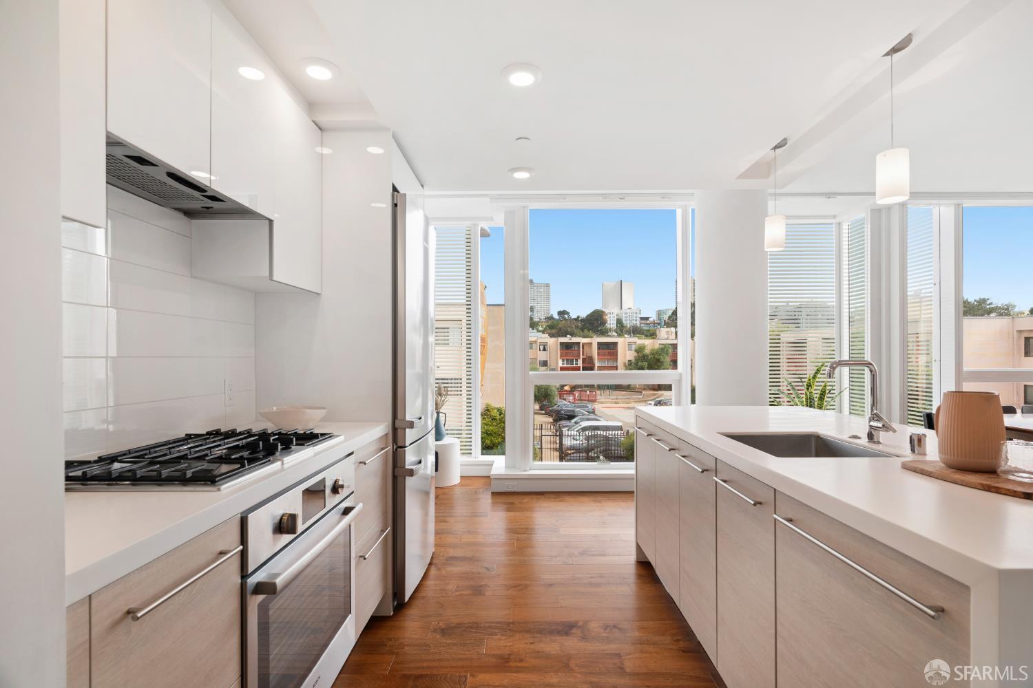 555 Fulton Street 211