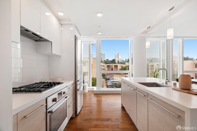555 Fulton Street 211