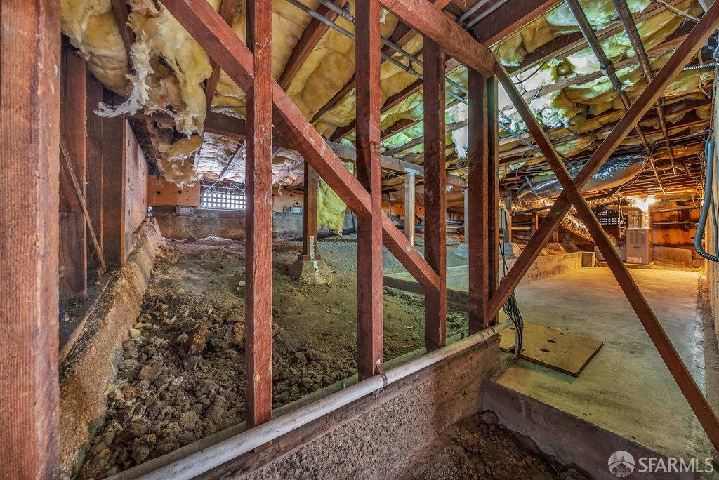 Oakland, California 94602, United States, 2 Bedrooms Bedrooms, ,Residential,Pending,209589