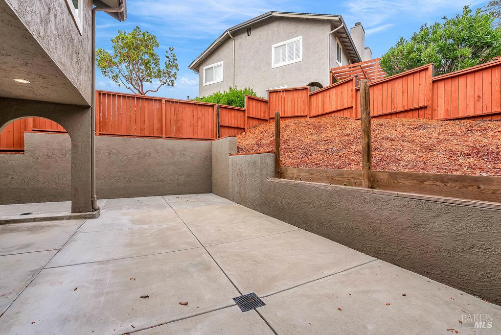 Benicia, California 94510, United States, 3 Bedrooms Bedrooms, ,3 BathroomsBathrooms,Residential,Active,237151