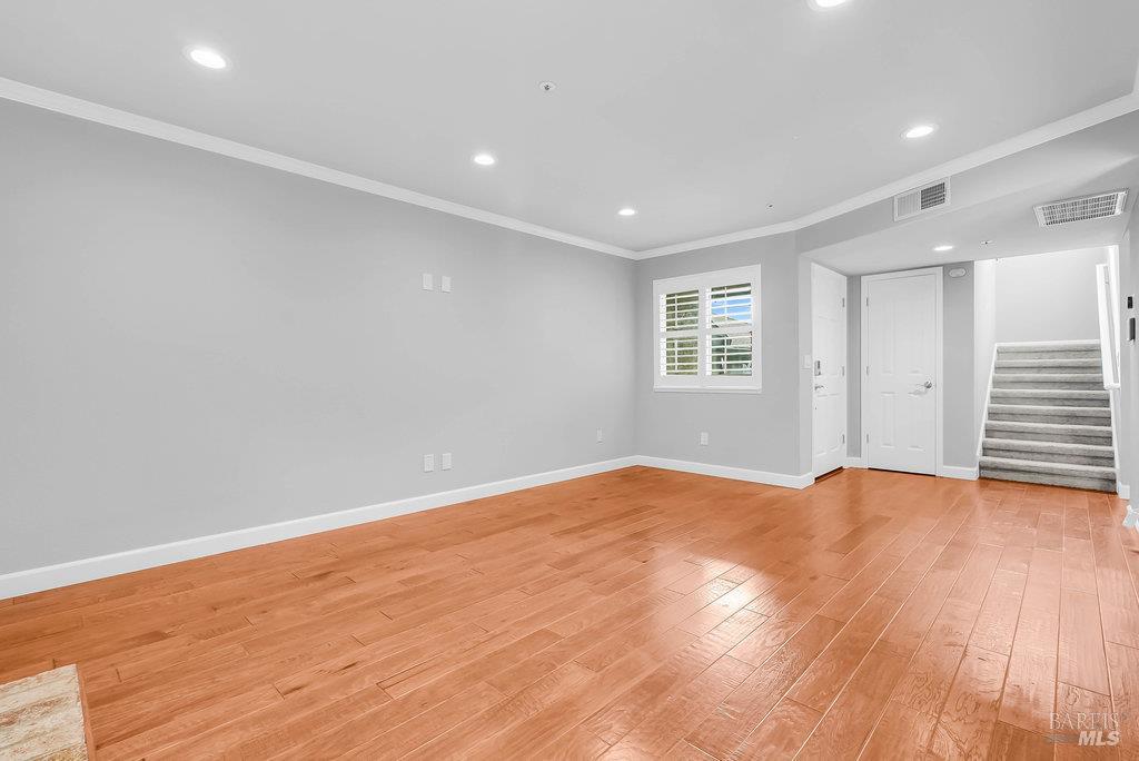 Benicia, California 94510, United States, 3 Bedrooms Bedrooms, ,3 BathroomsBathrooms,Residential,Active,237151