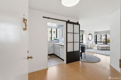 Featured picture for the property 426145765