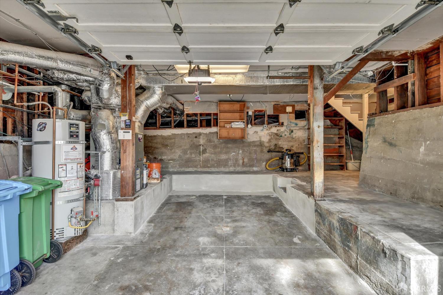 San Francisco, California 94116, United States, 4 Bedrooms Bedrooms, ,3 BathroomsBathrooms,Residential,Active,1250