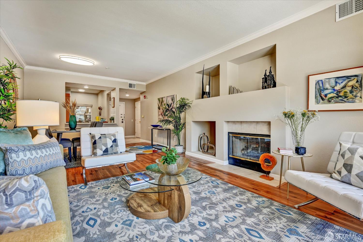 214 Swallowtail Court