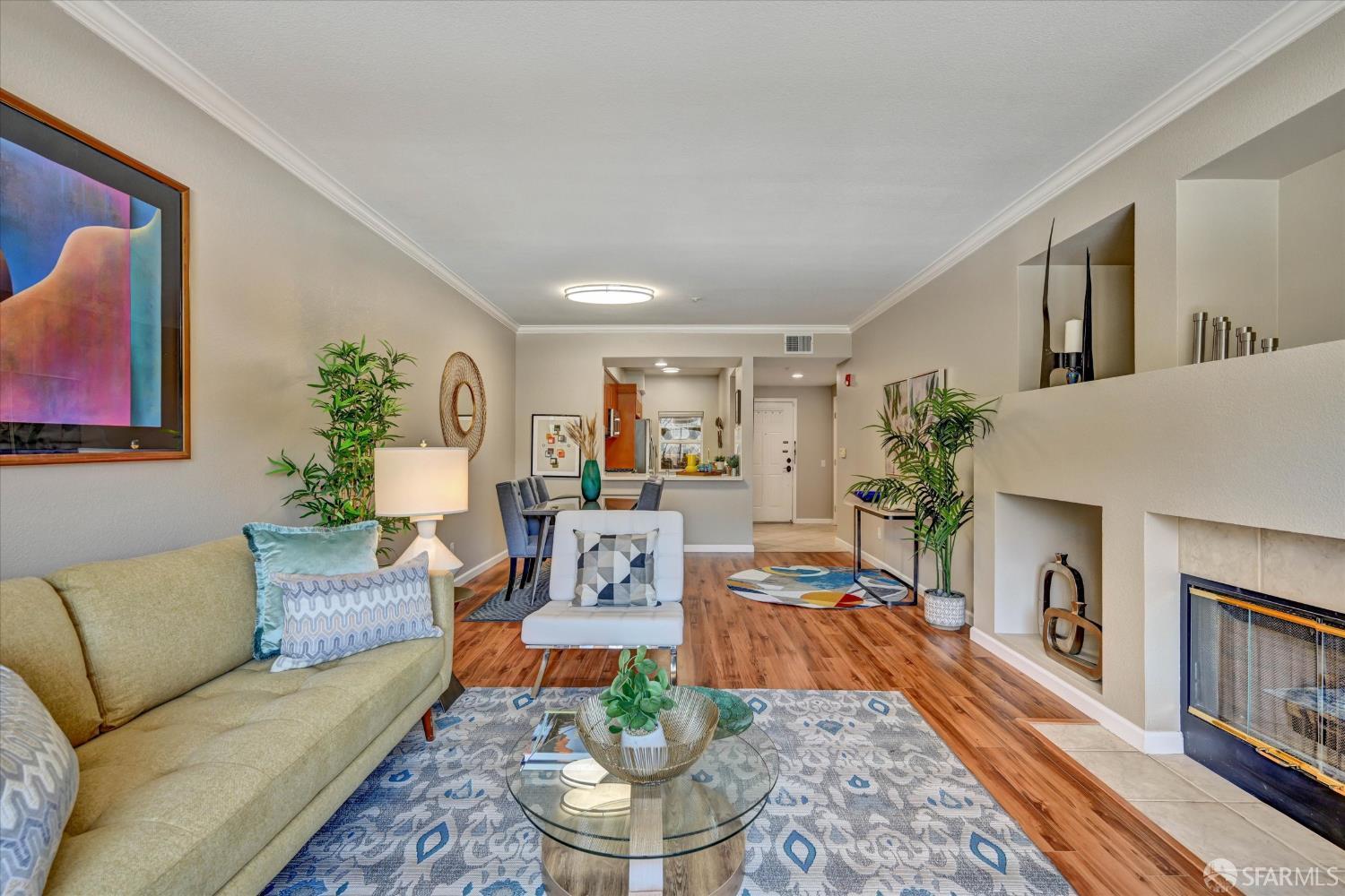 214 Swallowtail Court