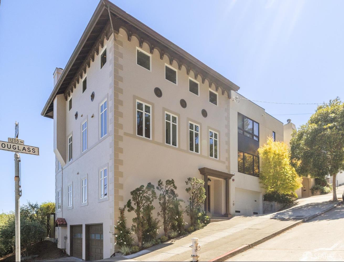 1201 Douglass Street, San Francisco CA 94131