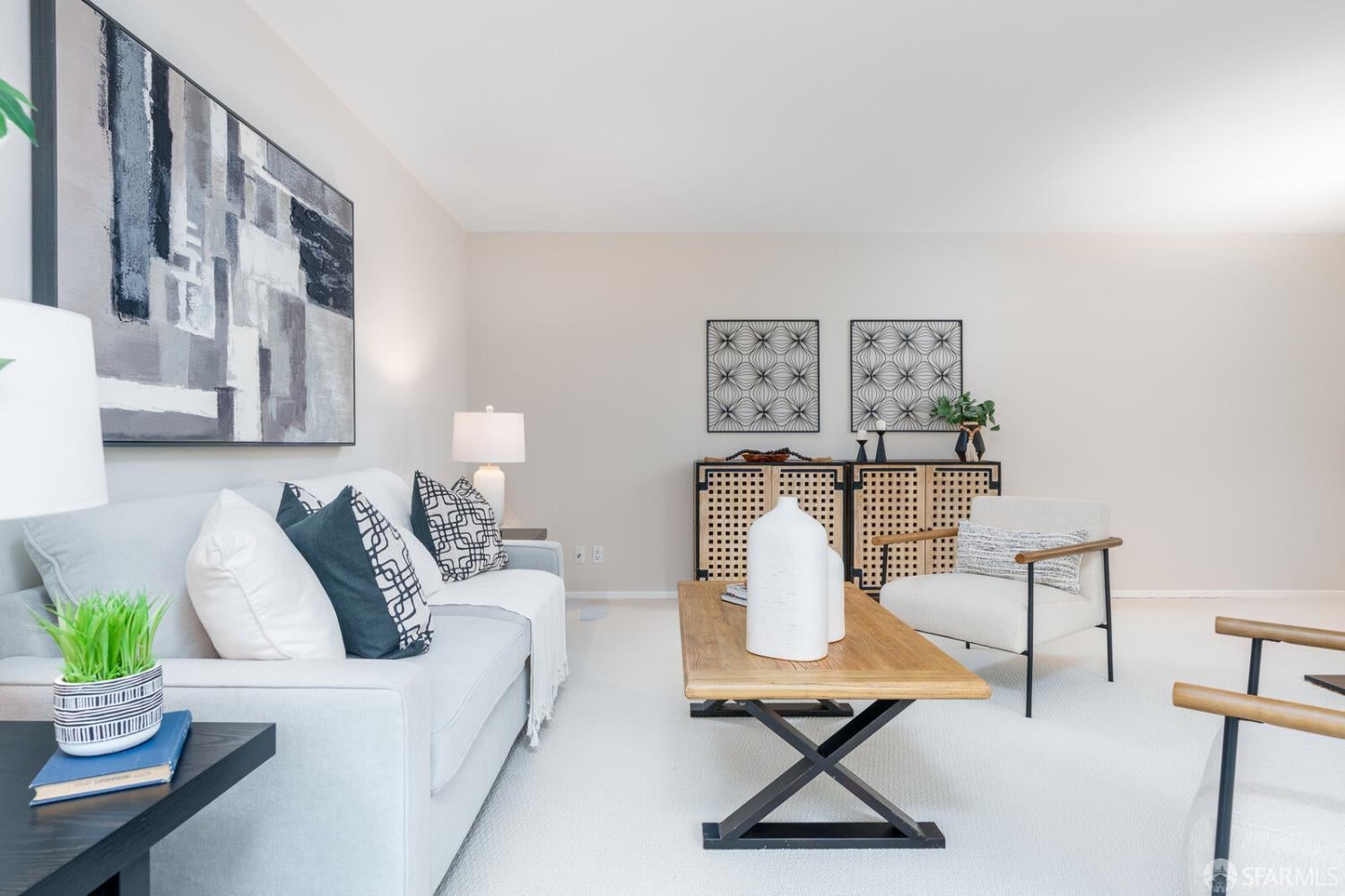 3044 Franklin Street 101