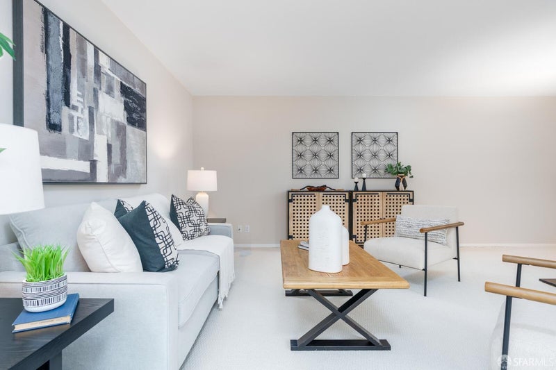 3044 Franklin Street 101