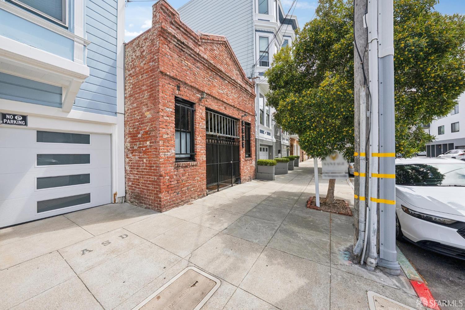 3132 Laguna Street, San Francisco CA 94123