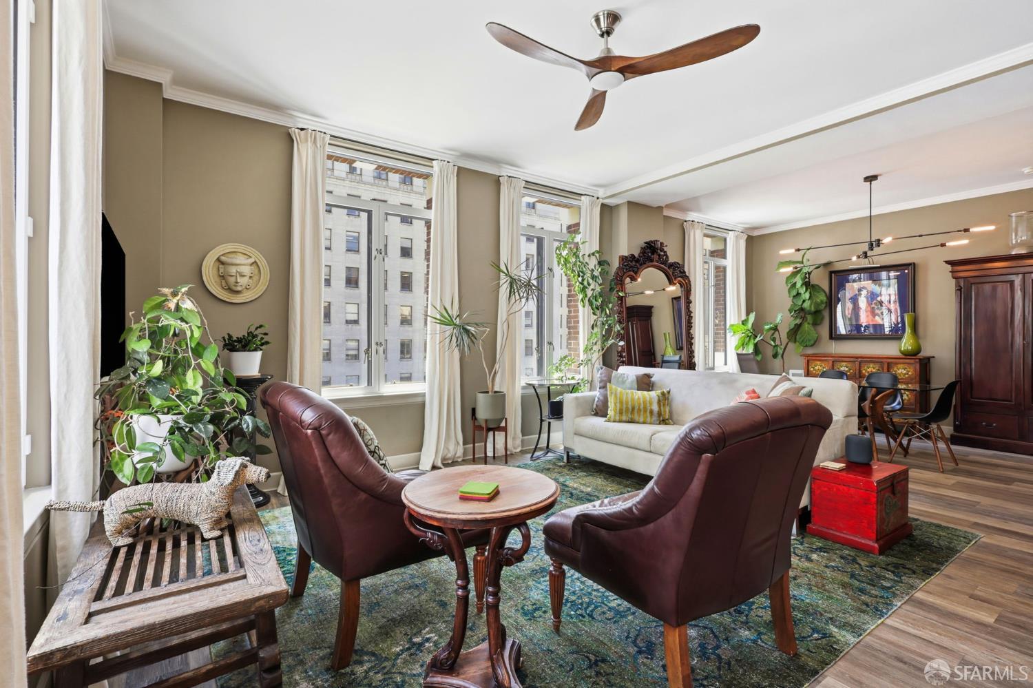 201 Sansome Street 702
