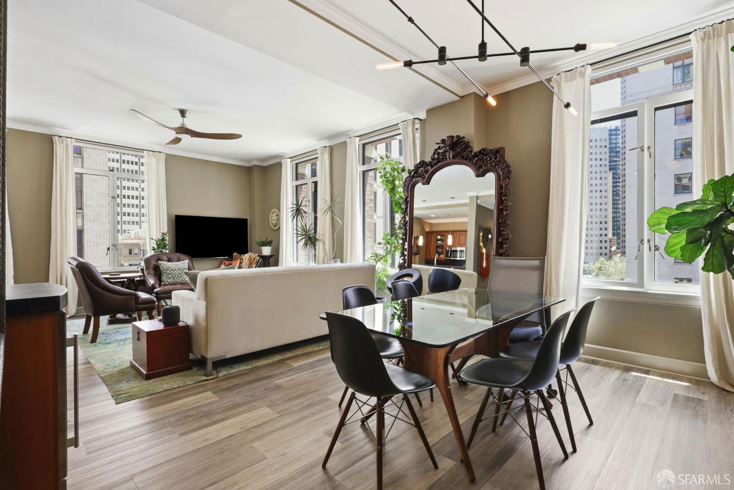 201 Sansome Street 702