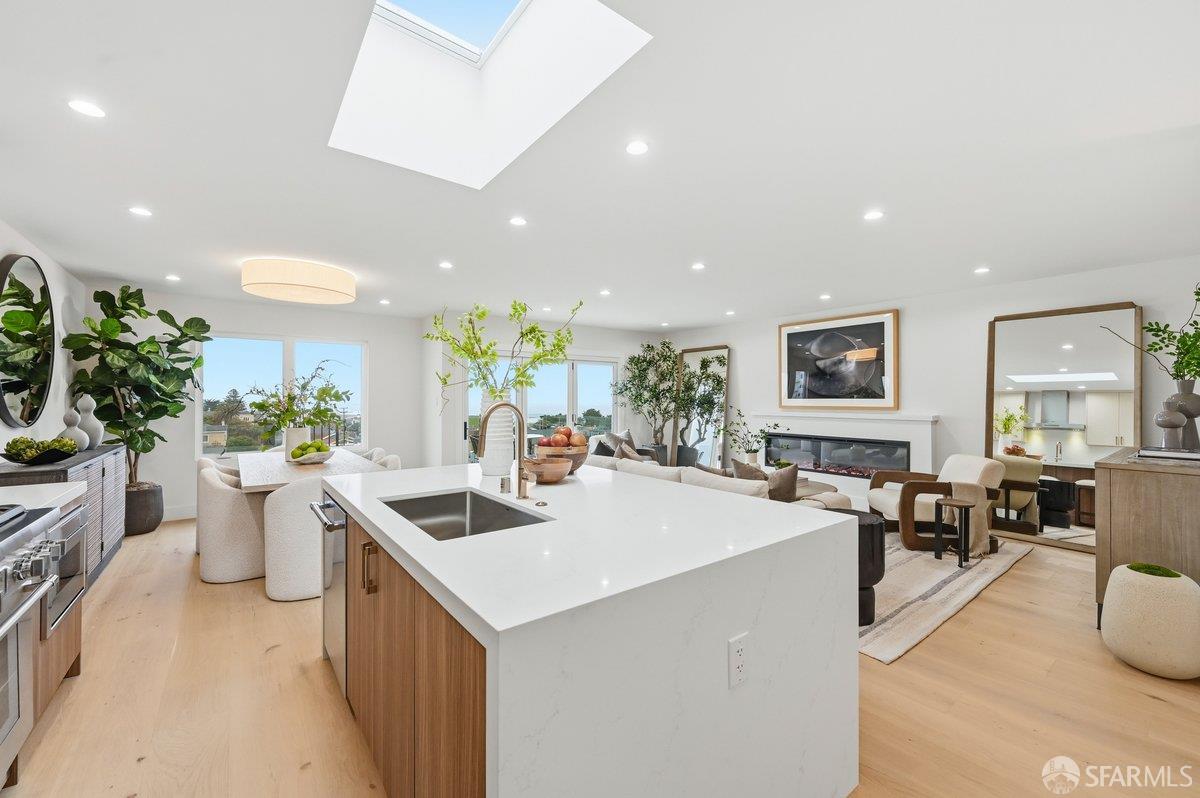 39 Seal Rock Drive