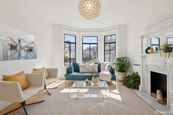 38 BERNARD ST, SAN FRANCISCO, CA 94133 - Image c083e76871bdc057acff7e65a44e51de/305083353