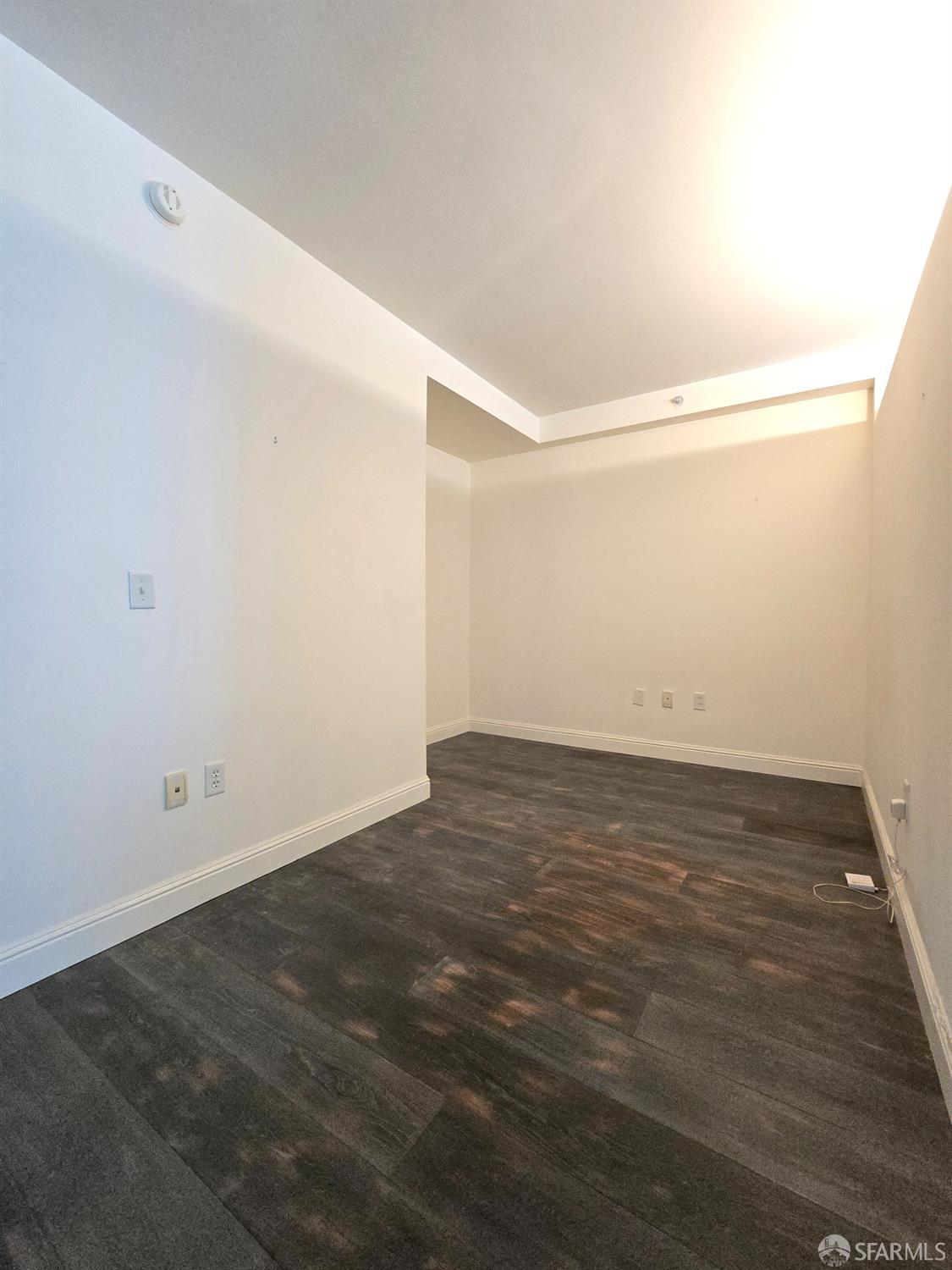 140 South Van Ness Avenue 341