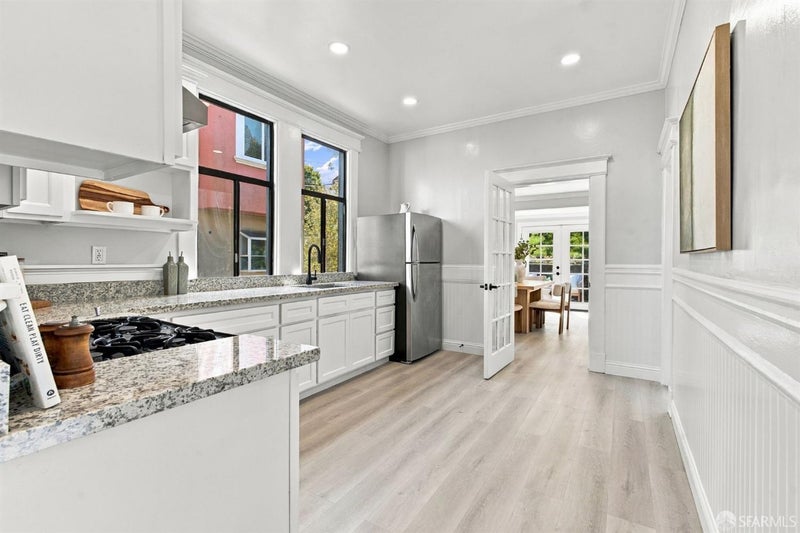 615 Mount Vernon Avenue