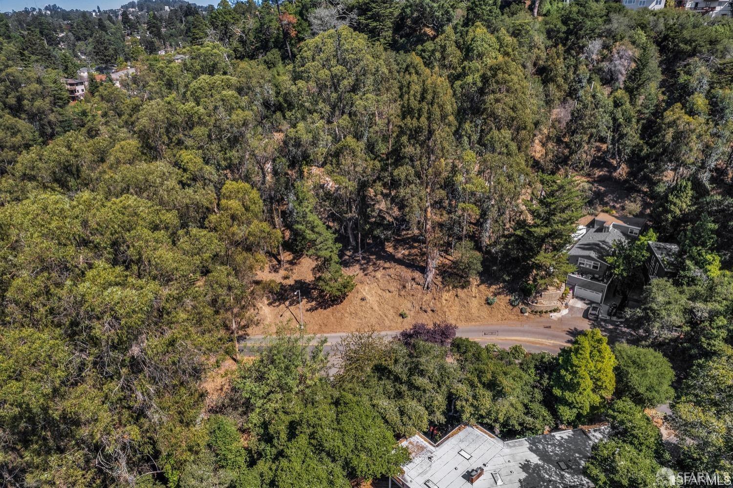 Oakland, California 94611, United States, ,Land,Active,67402