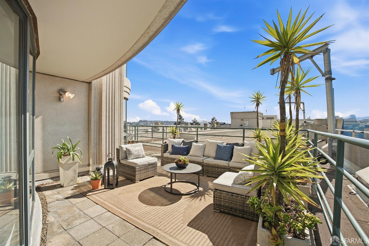 300 3rd Street 1014