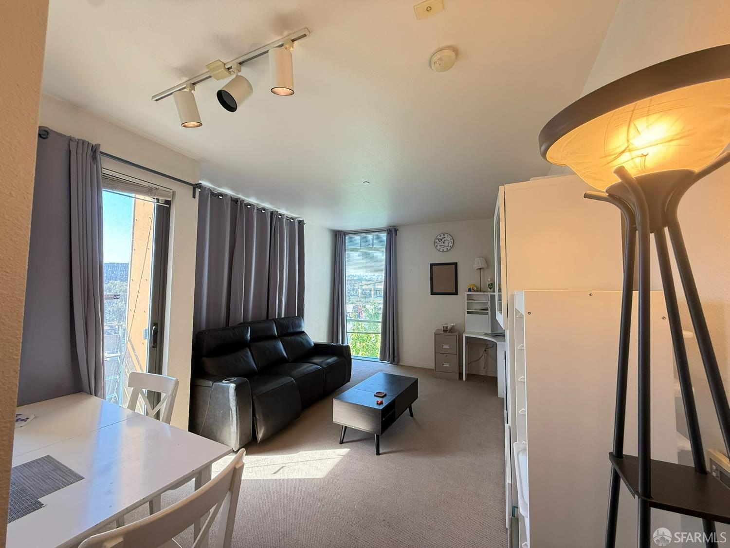 335 Berry Street 407