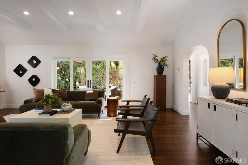 35 Ventura Avenue