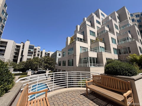 220 Lombard Street Unit 414, San Francisco, CA 94111 - #: 426130807
