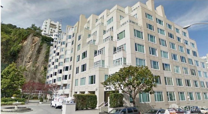 220 Lombard Street 414