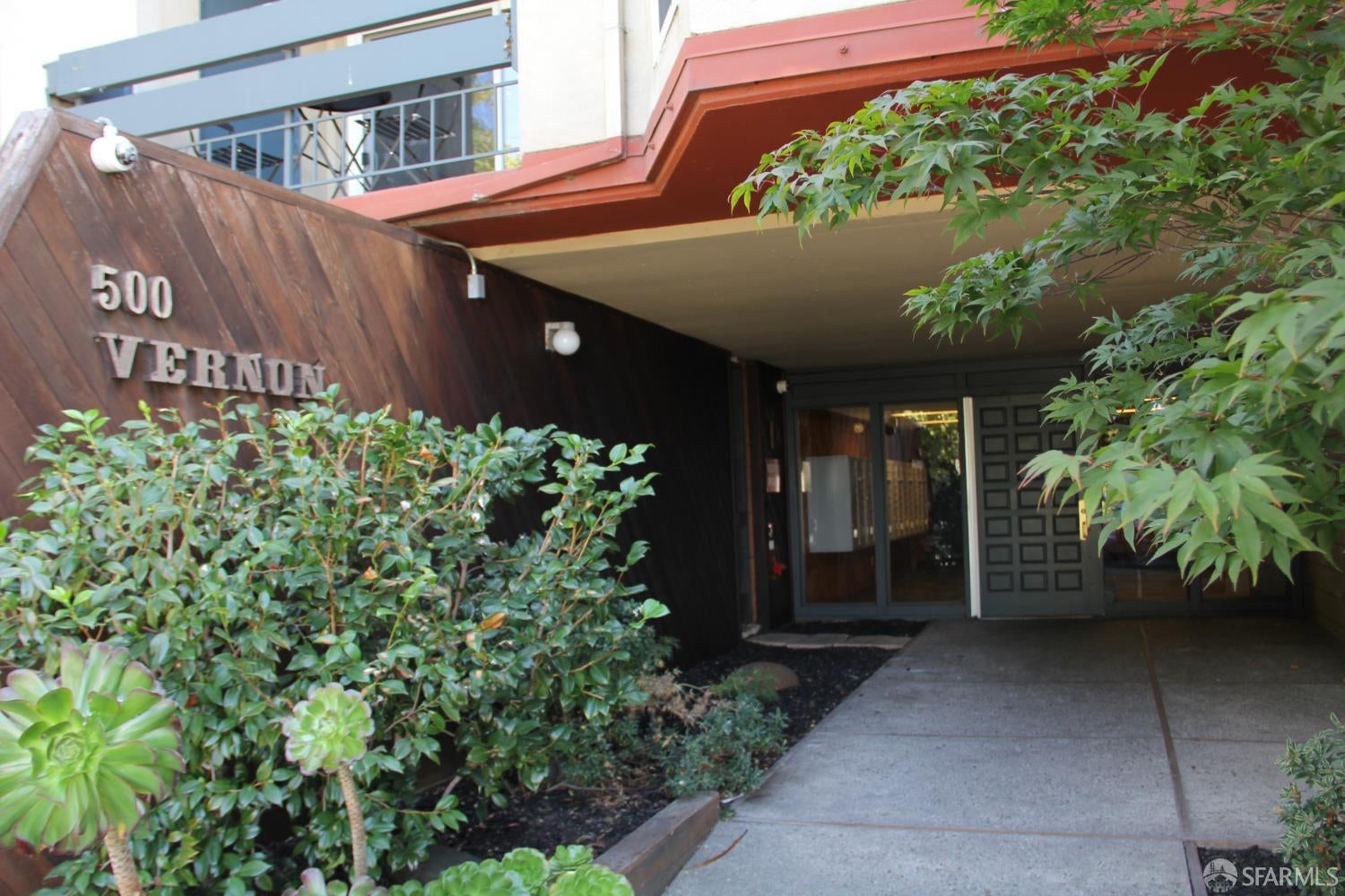 500 Vernon Street 116