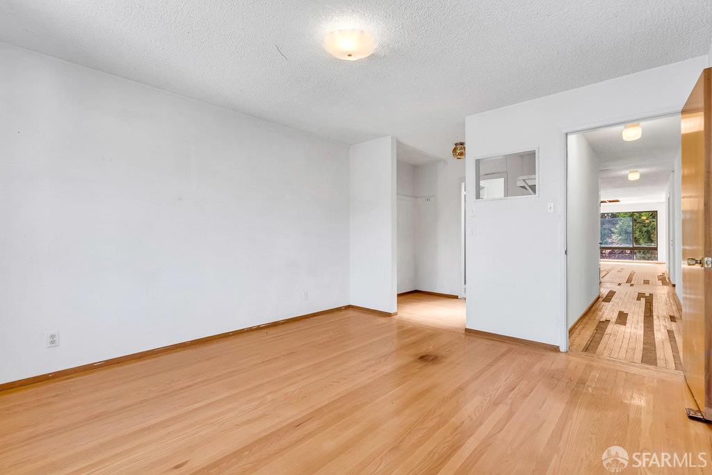 San Francisco, California 94134, United States, ,2 BathroomsBathrooms,Residential,Active,220474