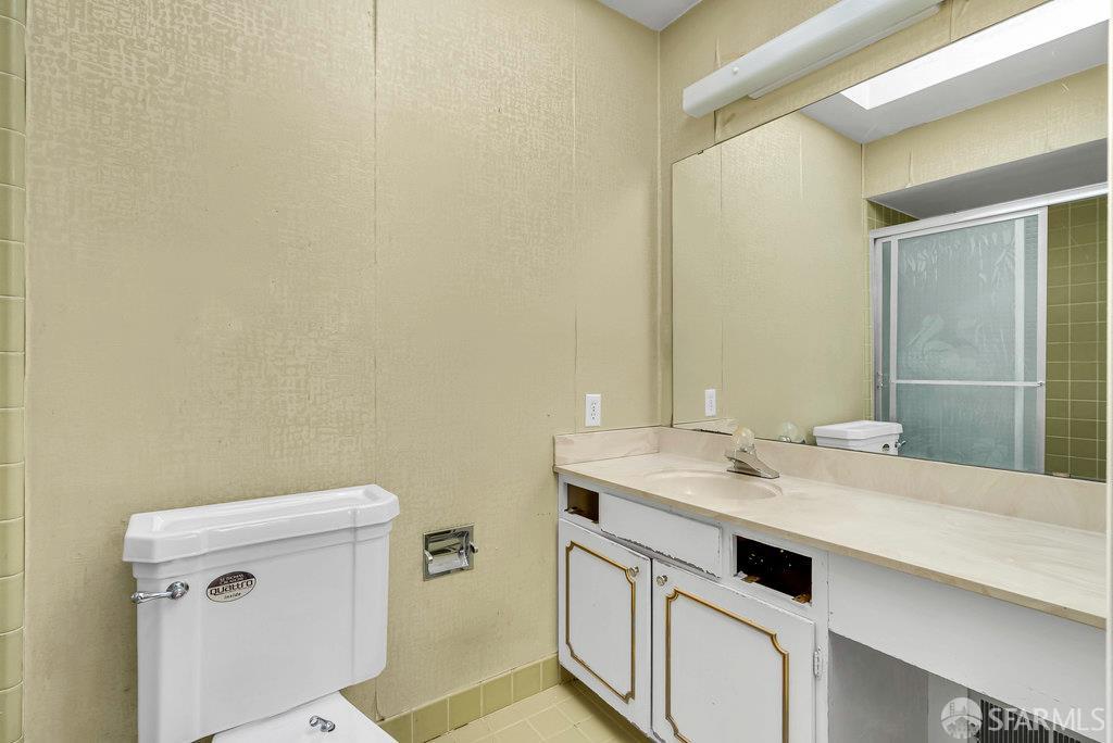 San Francisco, California 94134, United States, ,2 BathroomsBathrooms,Residential,Active,220474
