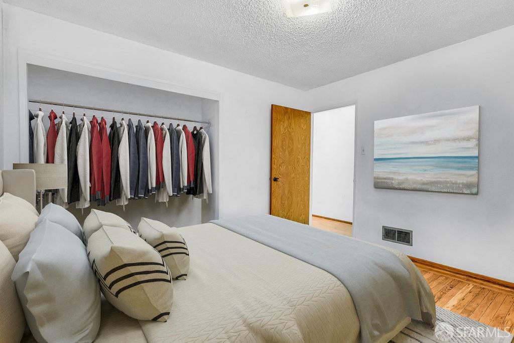 San Francisco, California 94134, United States, ,2 BathroomsBathrooms,Residential,Active,220474