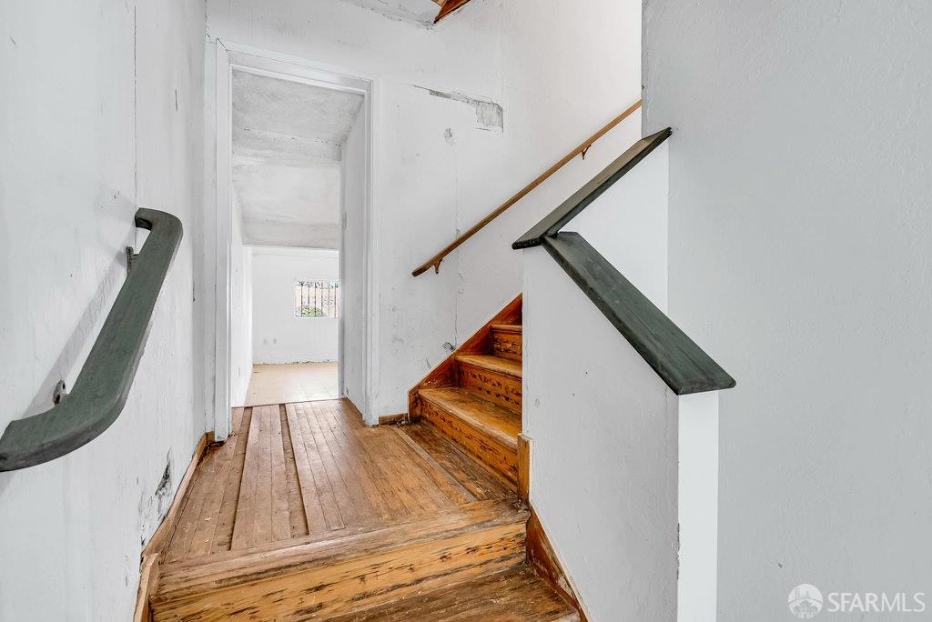 San Francisco, California 94134, United States, ,2 BathroomsBathrooms,Residential,Active,220474