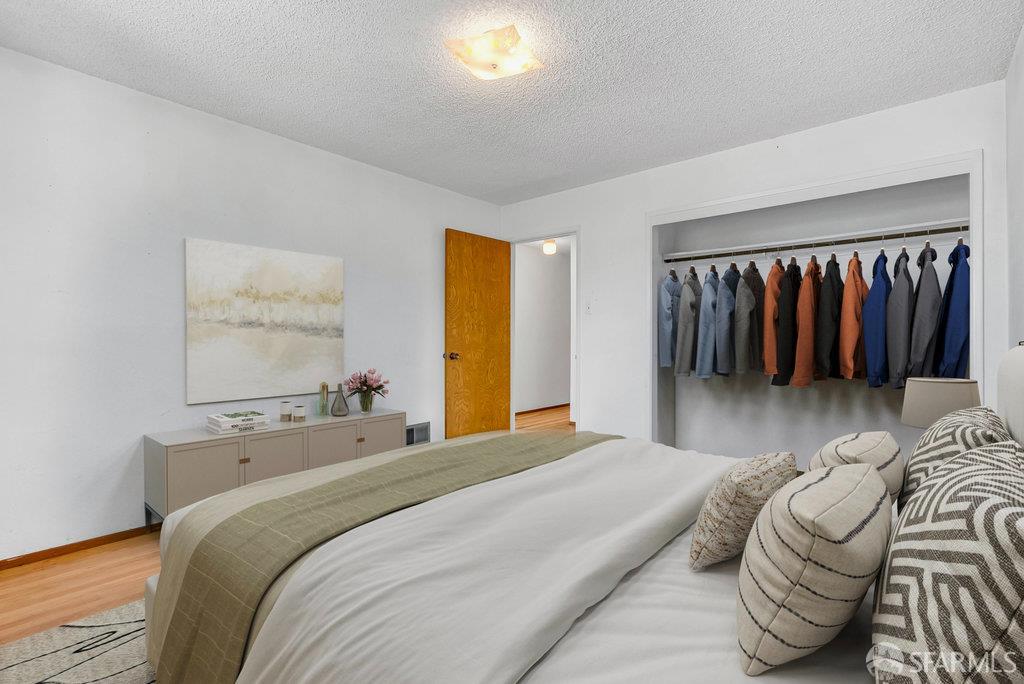 San Francisco, California 94134, United States, ,2 BathroomsBathrooms,Residential,Active,220474