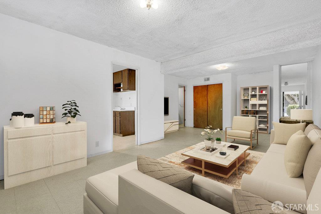 San Francisco, California 94134, United States, ,2 BathroomsBathrooms,Residential,Active,220474