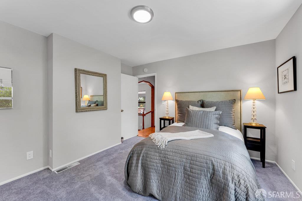 Orinda, California 94563, United States, 4 Bedrooms Bedrooms, ,4 BathroomsBathrooms,Residential,Active,168422