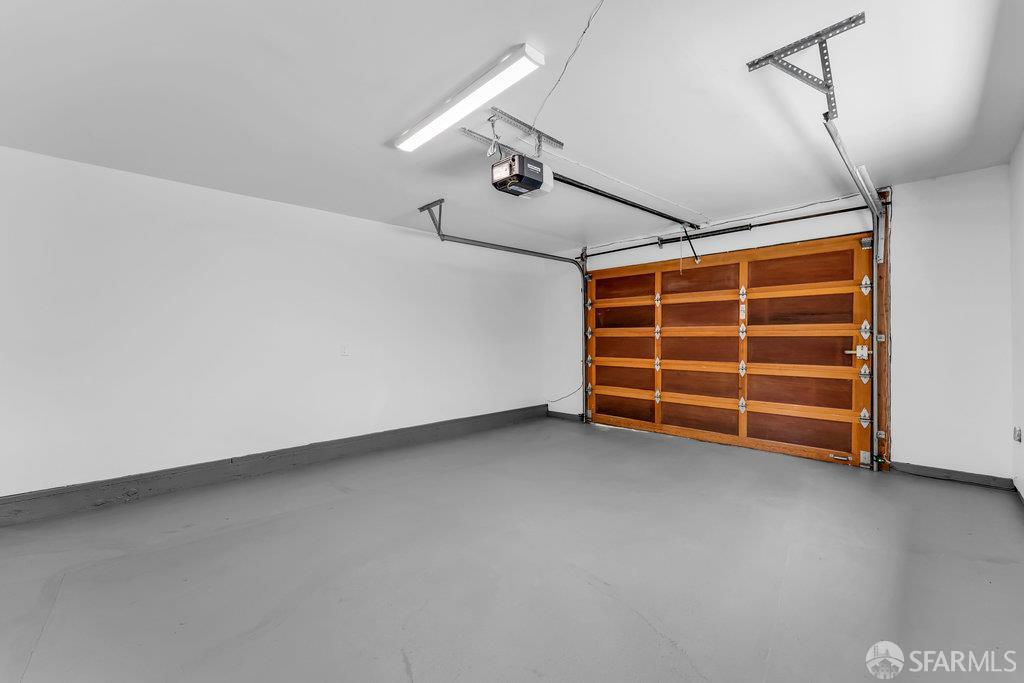 Orinda, California 94563, United States, 4 Bedrooms Bedrooms, ,4 BathroomsBathrooms,Residential,Active,168422