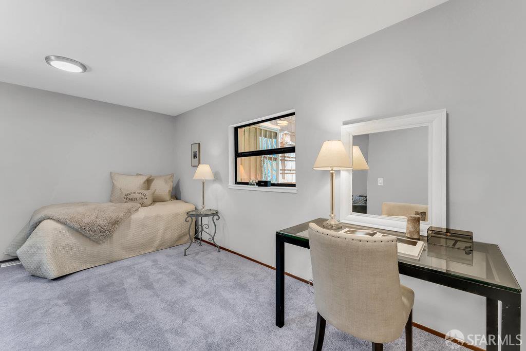 Orinda, California 94563, United States, 4 Bedrooms Bedrooms, ,4 BathroomsBathrooms,Residential,Active,168422