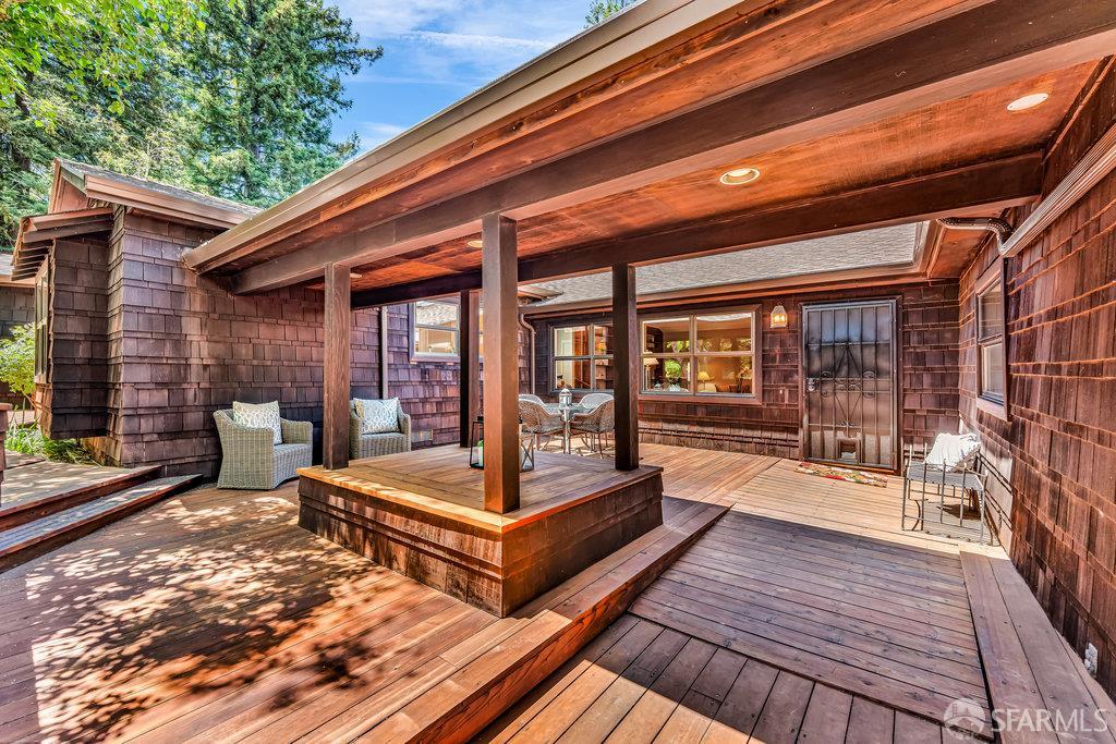 Orinda, California 94563, United States, 4 Bedrooms Bedrooms, ,4 BathroomsBathrooms,Residential,Active,168422