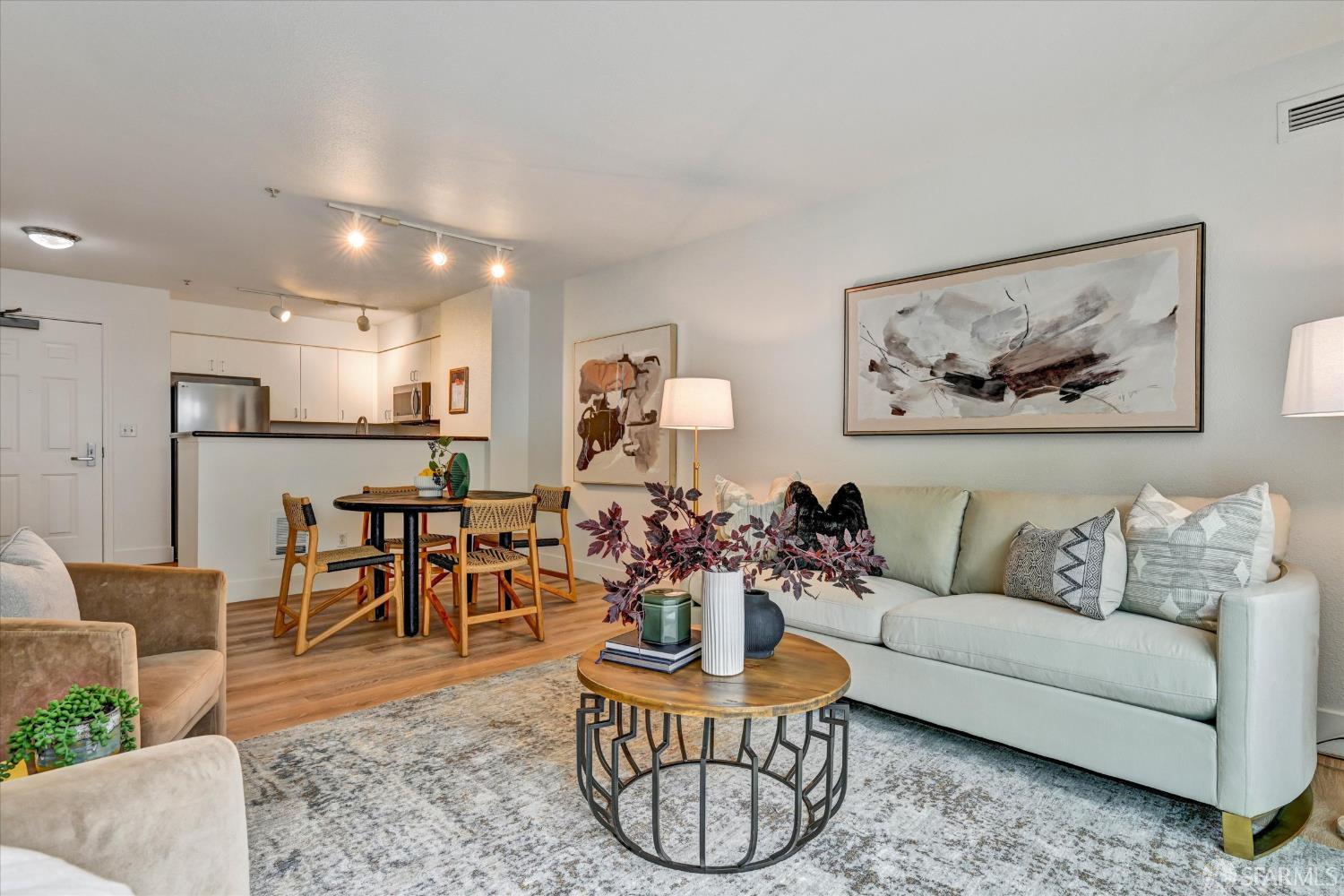 8200 Oceanview Terrace 108