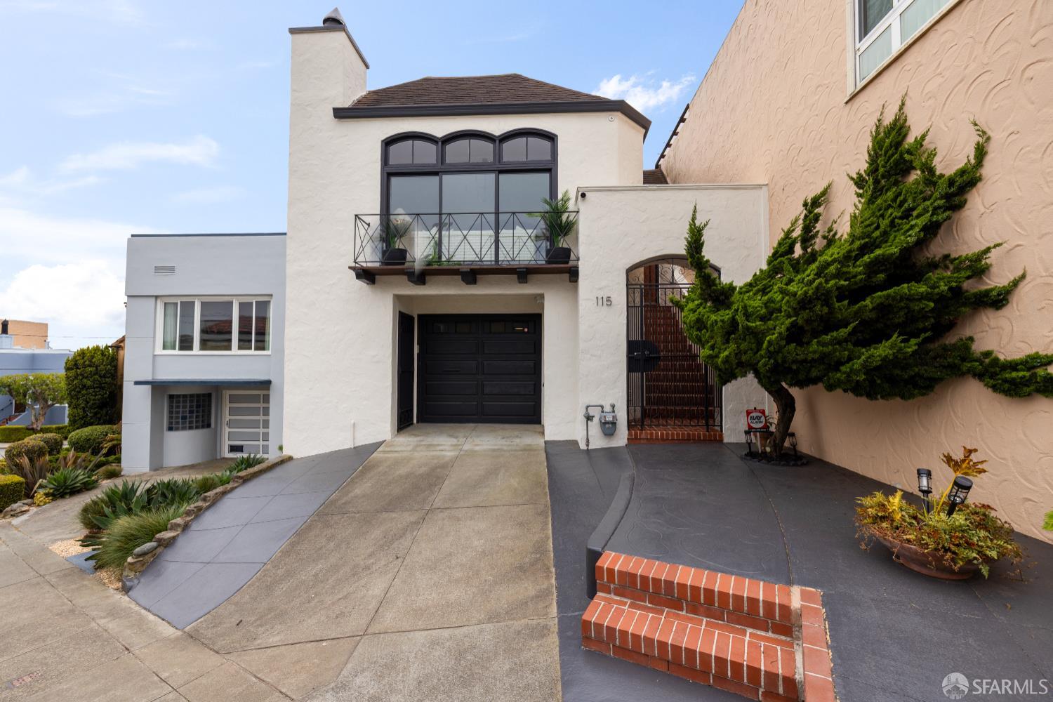 San Francisco, California 94127, United States, 3 Bedrooms Bedrooms, ,2 BathroomsBathrooms,Residential,Active,149869